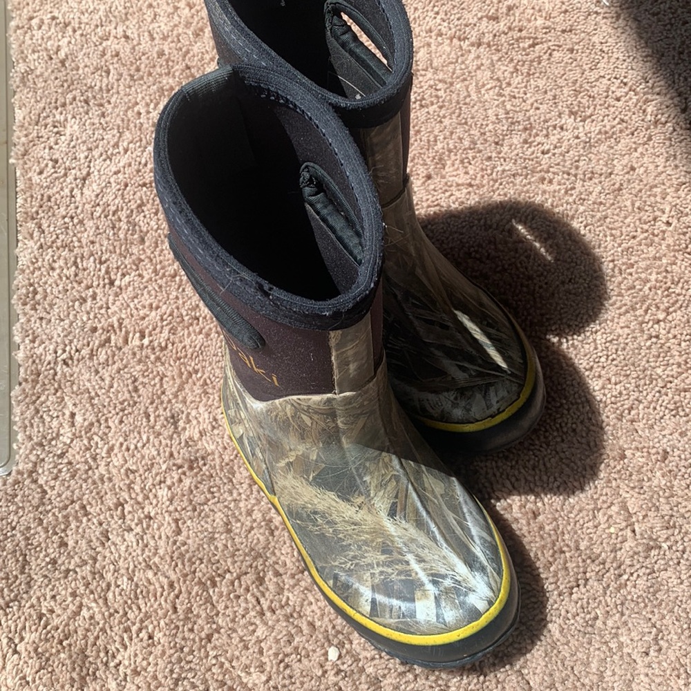 Size 9 Toddler Boots - wetland camo